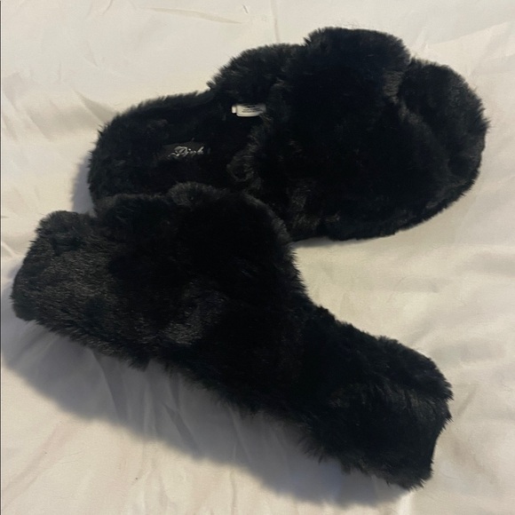 Victoria's Secret Other - Black Faux Fur Slippers - Pink by Victoria secret BRAND NEW NEVER WORN